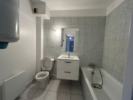 Appartement 3 Pièces 28 m² - Photo 2