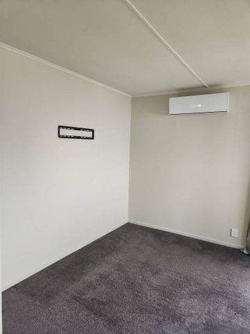 34B Gordon Road, Western Heights - Photo 2