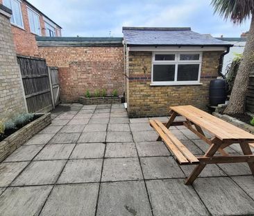 House share to rent - Photo 3