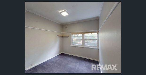 Charming Central Home - Photo 1