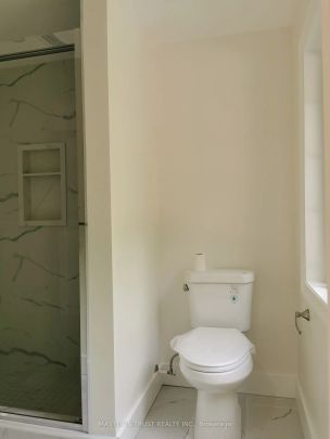 Detached Home For Lease | N9254535 - Photo 1