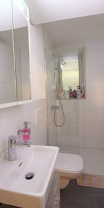Moderne 1.5-Zimmer-Wohnung mit Blick über Rheineck - Photo 4