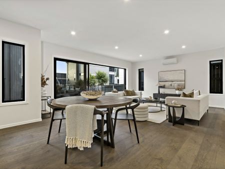 BRAND-NEW EXECUTIVE TOWNHOUSE FOR RENT - Photo 3