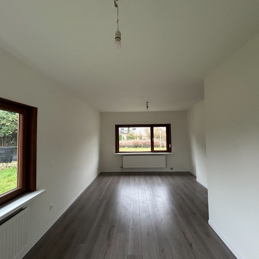Prachtig gerenoveerde woning met 3 slaapkamers te Lommel - Photo 1