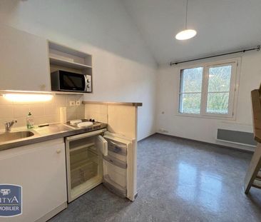 Location Appartement 1 pièce 25m² JACOB BELLECOMBETTE 73000 - Photo 1