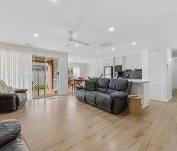Three Bedroom House - Photo 6