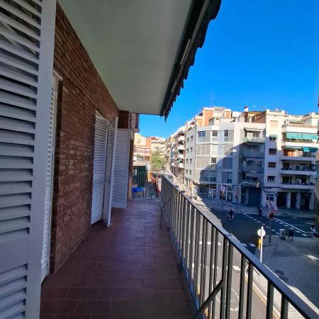 Barcelona - Photo 2