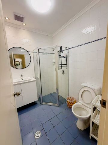 2 bed 2 bath-75 - Photo 5