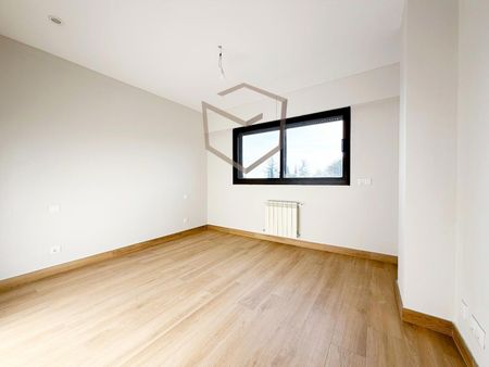 Piso de alquiler en Europa, 11, Avenida Europa - Photo 3