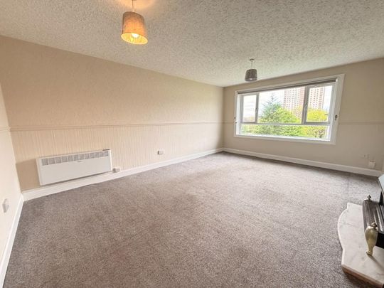 3 bedroom flat to rent - Photo 1