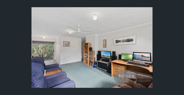 Prime Location! - Photo 1