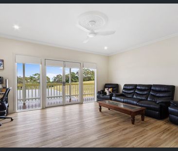 Beautiful Family home - Photo 2