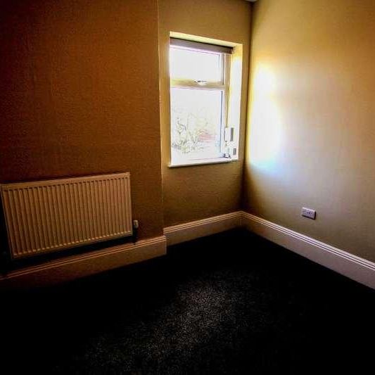 First Floor, Wood Street, St. Annes, FY8 - Photo 1