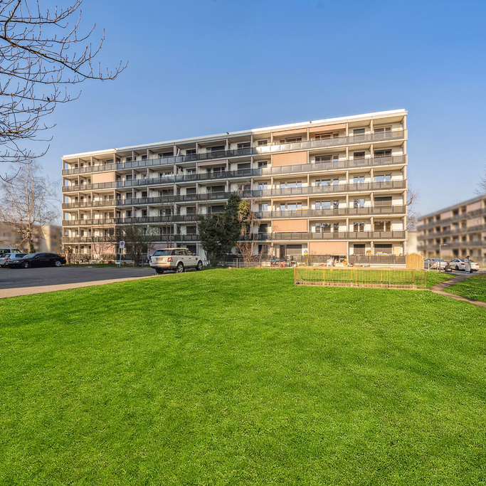 LEBEN IN DER LÄNGI, MODERNE WOHNUNG - Photo 1