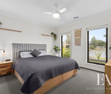 22 Coastside Drive, Armstrong Creek - Photo 5