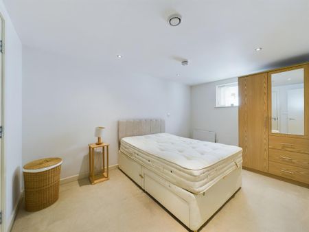 2 bedroom duplex to rent - Photo 5
