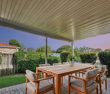 Multi-Living with A/C Walk to Bus, Train & Schools - Photo 5