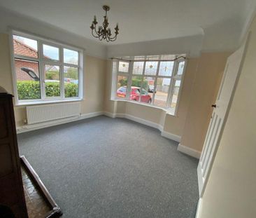 3 bedroom bungalow to rent - Photo 1