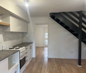 Townhouse at 1/9 Jose Court Para Hills West SA 5094 - Photo 4