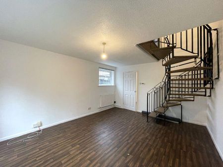 2 bedroom semi-detached house to rent - Photo 3