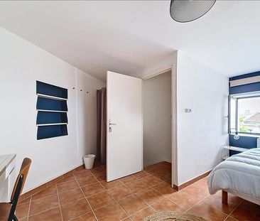 5 pièces - Meublé - 79 m² - RDC - Colocation autorisée - Photo 2