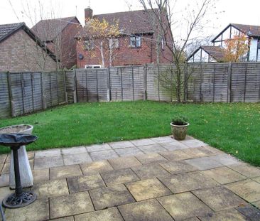 2 bedroom terraced house to rent - Photo 2