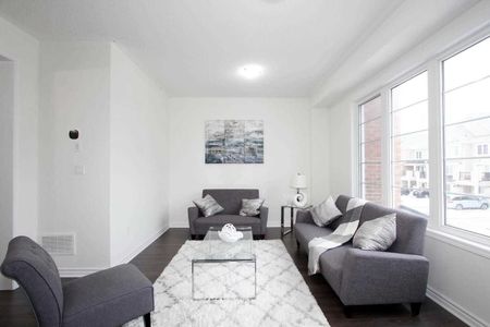 For Lease - 39 Fusilier Drive, Toronto, Ontario - Photo 2