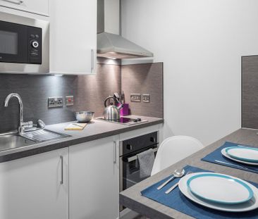 1 bedroom private hall to rent - Photo 4