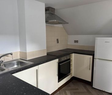 2 bedroom flat to rent - Photo 6