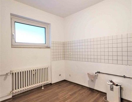 Großzügige 2-Zi.-Whg. mit Tageslichtbad und Balkon - Foto 1