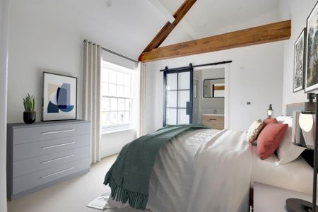 3 bedroom semi-detached house to rent - Photo 2