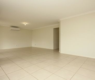 "Large Family Home" - Photo 1