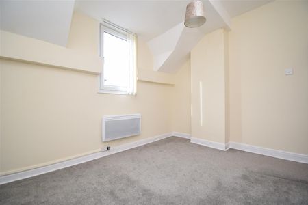 Illingworth Street, Ossett - Photo 2