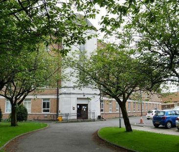 Room in a Shared Flat, Demesne Road, M16 - Photo 5