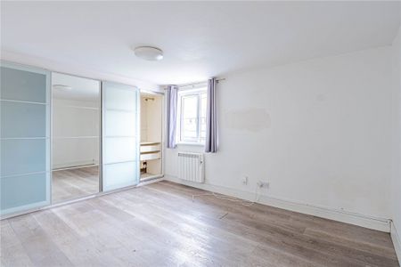 1 bed First Floor Flat for rent - Photo 3