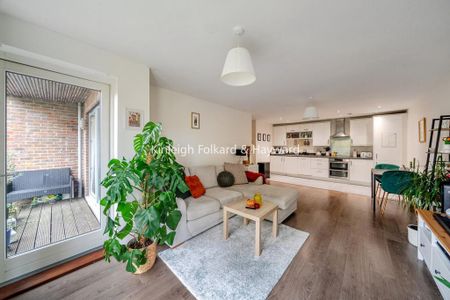 1 bedroom flat to rent - Photo 2