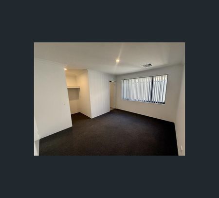 30 Mcintosh Street, Hammond Park, WA 6164 - Photo 2