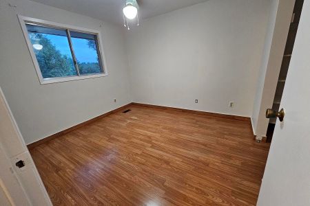 For Lease - 560A Brookhaven Crescent, Waterloo, Ontario - Photo 4