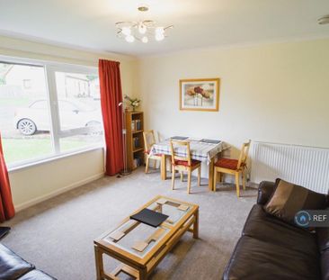 2 bedroom semi-detached house to rent - Photo 4