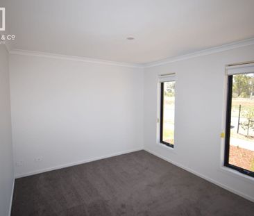 NEW - MODERN - FOUR BEDROOM HOUSE - Photo 1