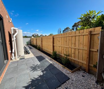 Brand New - Modern Two-Bedroom Townhouse in Prime Reservoir Location - Photo 5