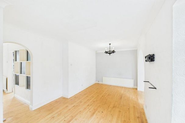 4 bedroom house to rent - Photo 1