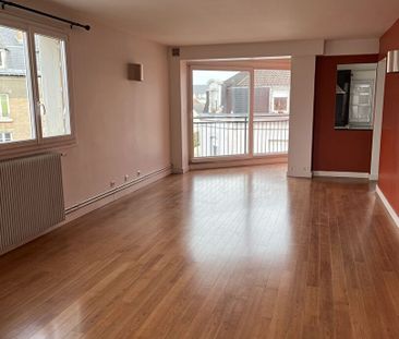 Location Appartement 3 pièces 85m² - Photo 2