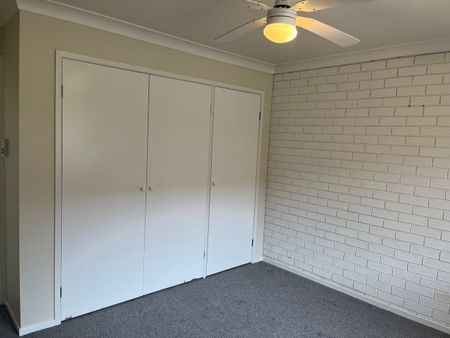 Two bedroom duplex in the heart of Corlette - Photo 5