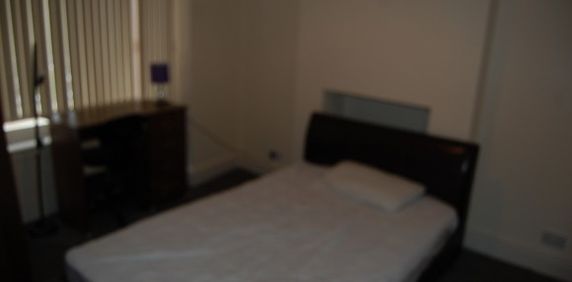 6 Bed Student Accommodation Birmingham - Photo 2