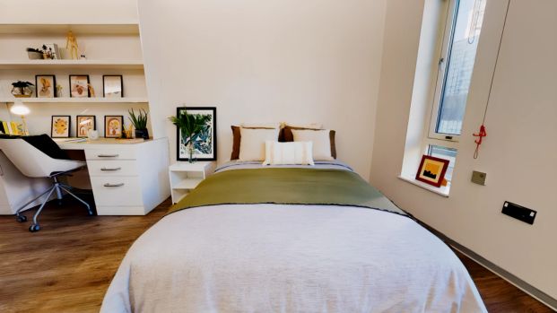 Platinum Studio Plus - Photo 1