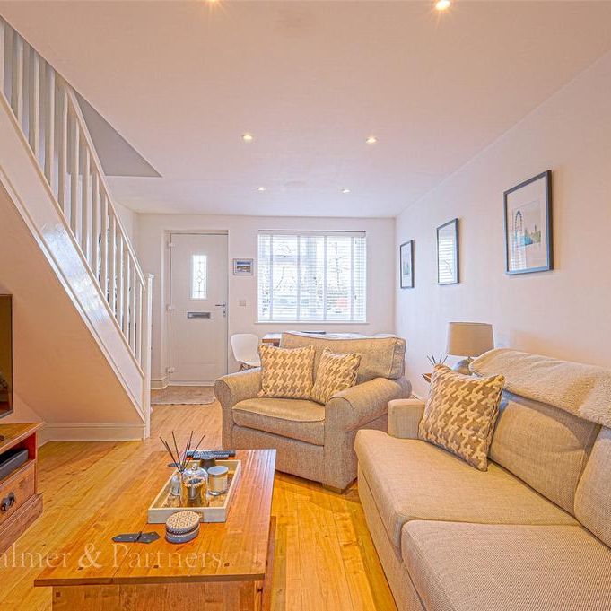 2 bedroom terraced house to rent - Photo 1