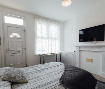 4 bedroom house to rent - Photo 3