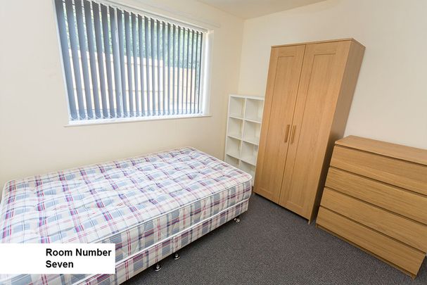 1 Bed Student Accommodation - Photo 1