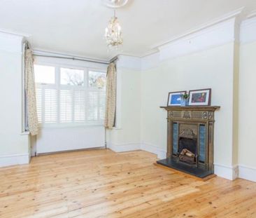 4 Bed Semi-Detached House, Vernon Road, SW14 - Photo 2